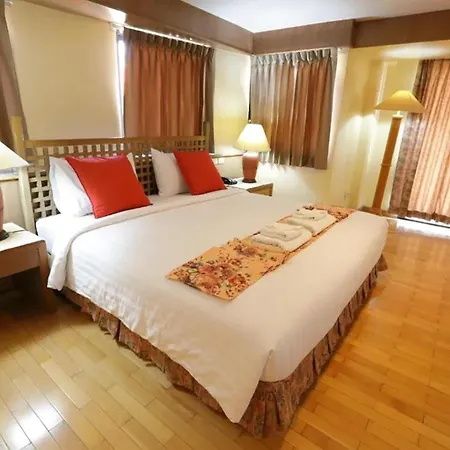 Pin Hotel Lampang Luaran gambar