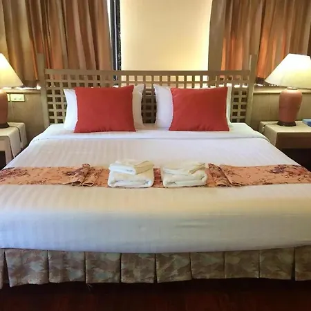 Pin Hotel Lampang Luaran gambar