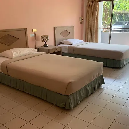 Pin Hotel Lampang Luaran gambar