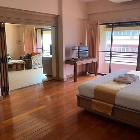 Pin Hotel Lampang Luaran gambar
